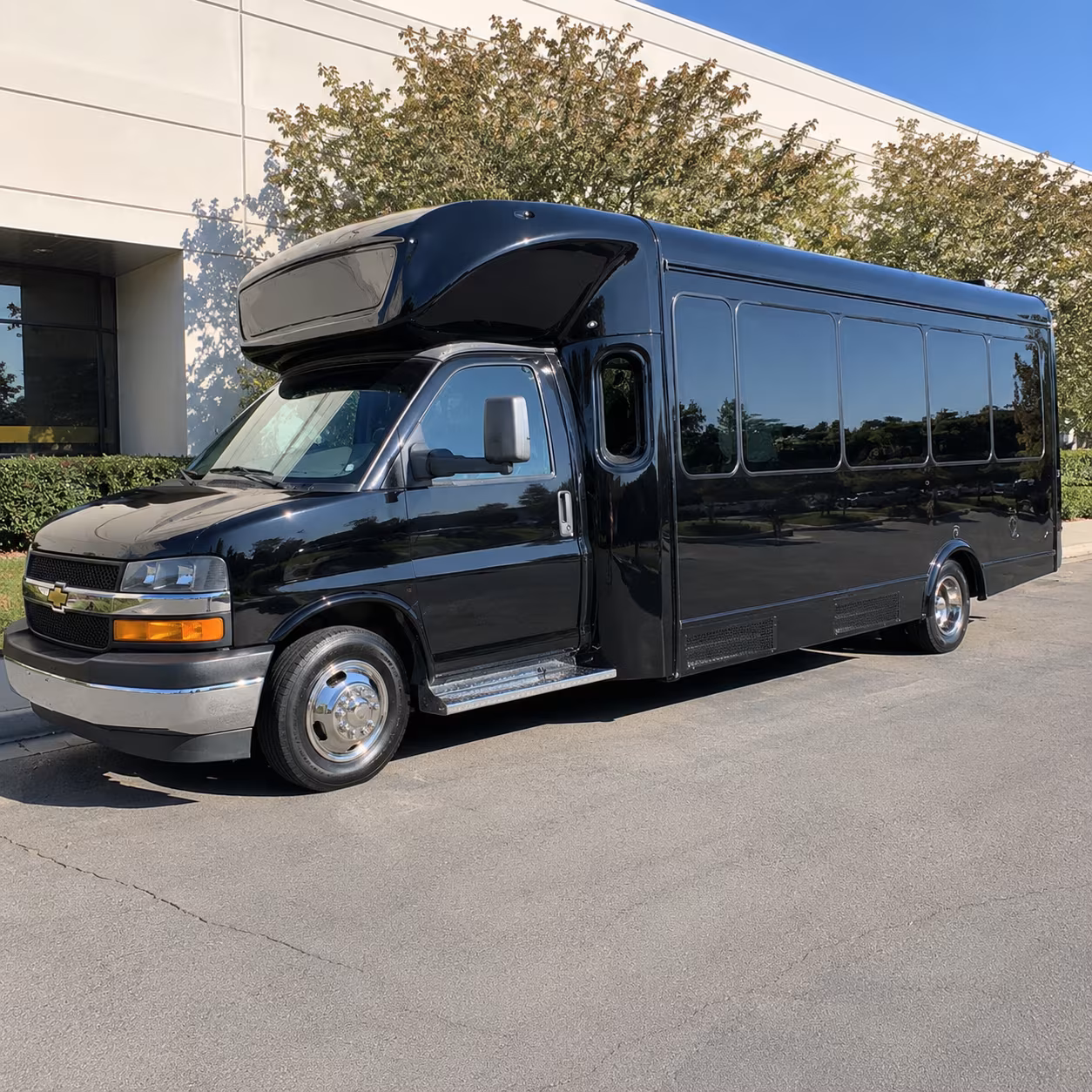 Spokane Valley Winery Tour & Pub Crawl Transportation party bus exterior
