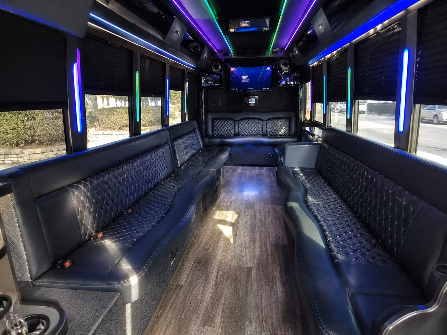 Tacoma Winery Tour & Pub Crawl Transportation