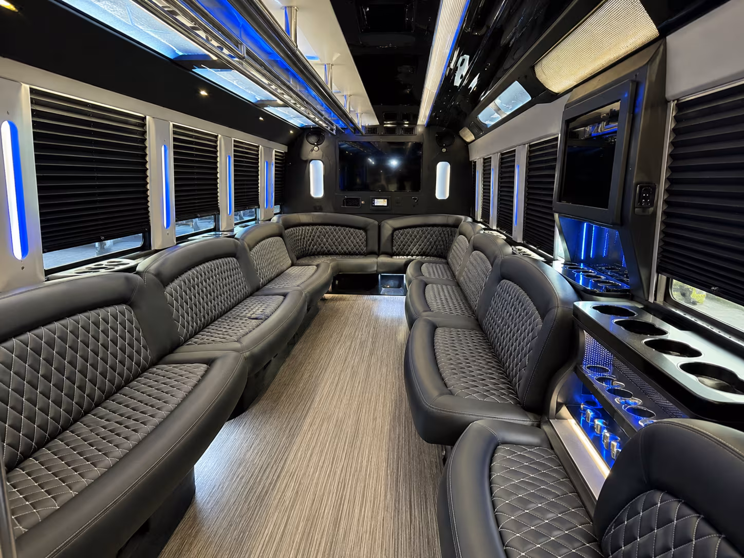 Yakima Homecoming & Prom Party Bus Rentals